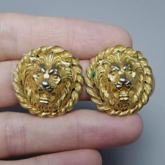 Vintage Lion Head Clip On Earrings, Gold Tone Fierce Big Cat, Retro 80s Style - Picture 6 of 6